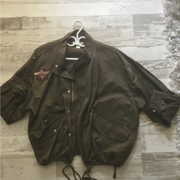 Jacket - Picture 1 of 3